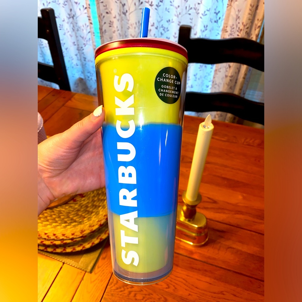 Starbucks color changing tumbler NWT